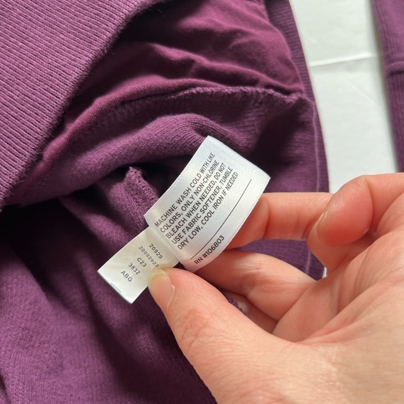 Duluth Trading Co Purple Long Sleeve Pullover Top Size Large - Picture 5 of 8